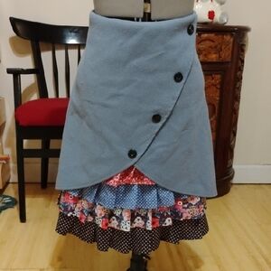 Stylish Blue Layered Women's Skirt